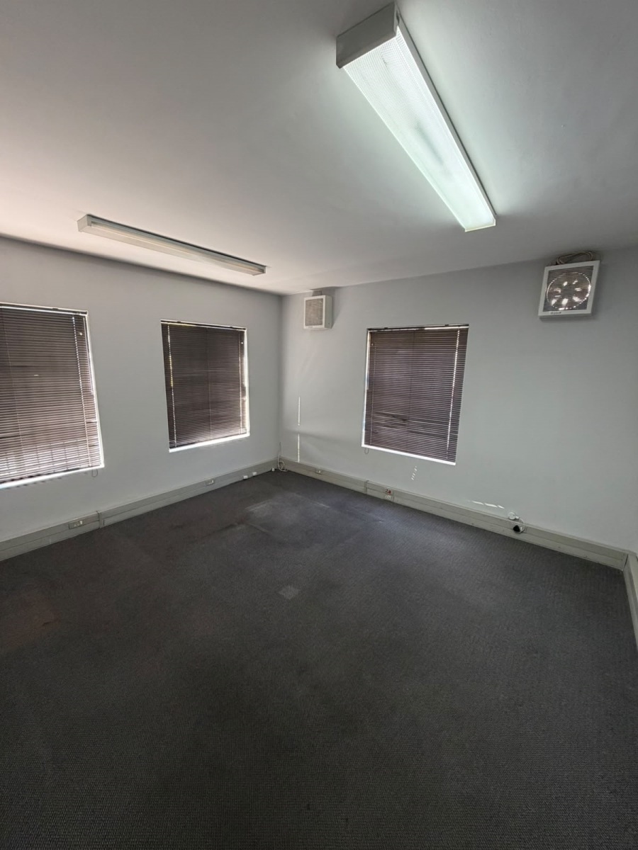 To Let Commercial Property for Rent in Brackenfell Industrial Western Cape